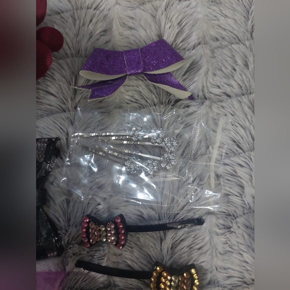 Lot of hair accessories - Picture 4 of 7